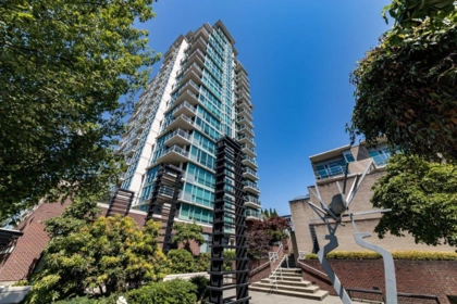 501 138 E Esplanade, North Vancouver, BC, North Vancouver — Apartment/Condo for sale