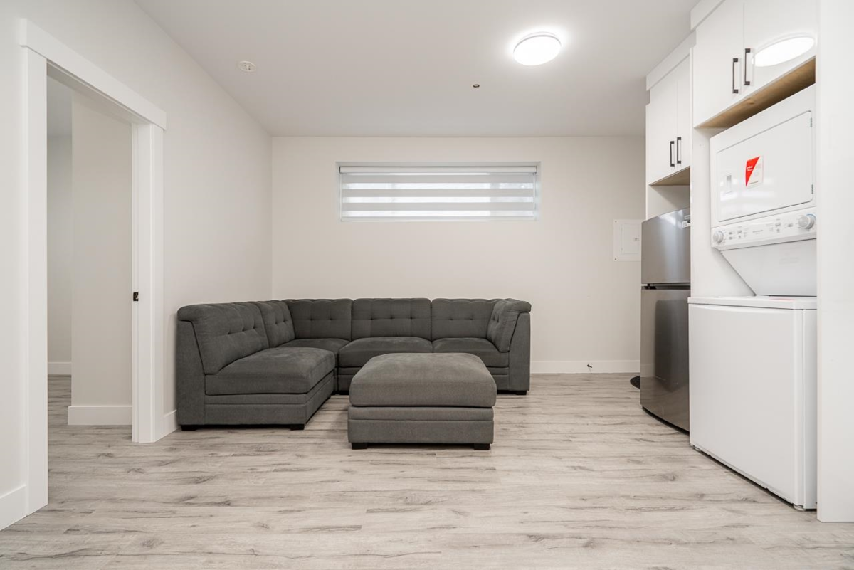 Outdoor Deck Photo of 3080 Oxford Street, Coquitlam, BC