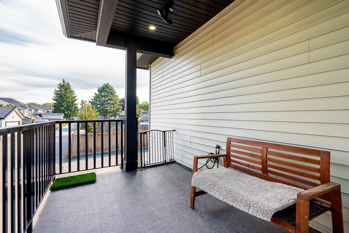 Outdoor Kitchen Photo of 3080 Oxford Street, Coquitlam, BC