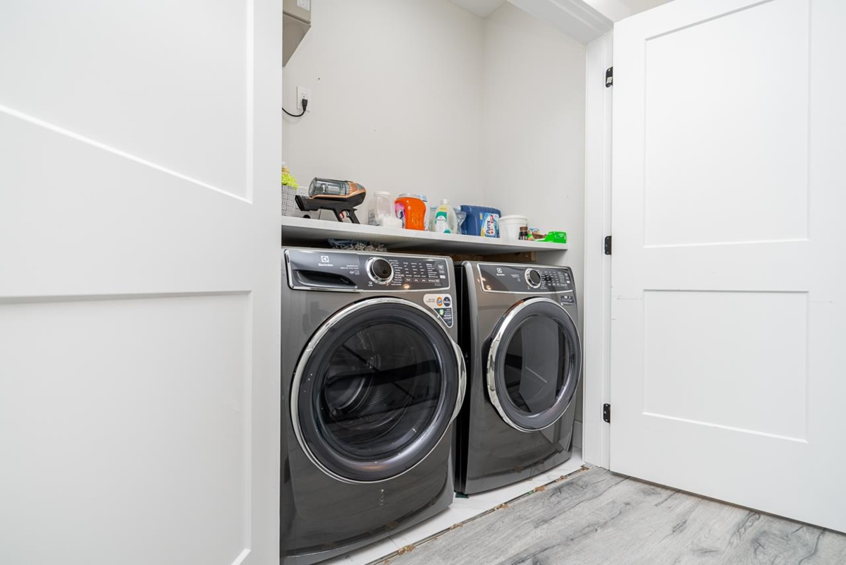 Outdoor Patio Photo of 3080 Oxford Street, Coquitlam, BC