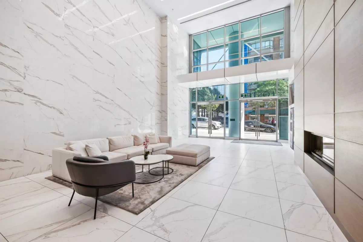 Family Room Photo of 1804 1501 Foster Street, White Rock, BC