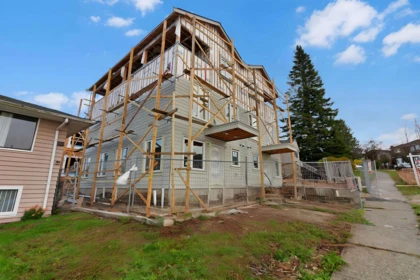 2 3581 Haida Street, Vancouver, BC, Vancouver — Half Duplex for sale