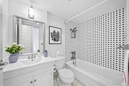 Bedroom 4 Photo of 1006 2016 Fullerton Avenue, North Vancouver, BC