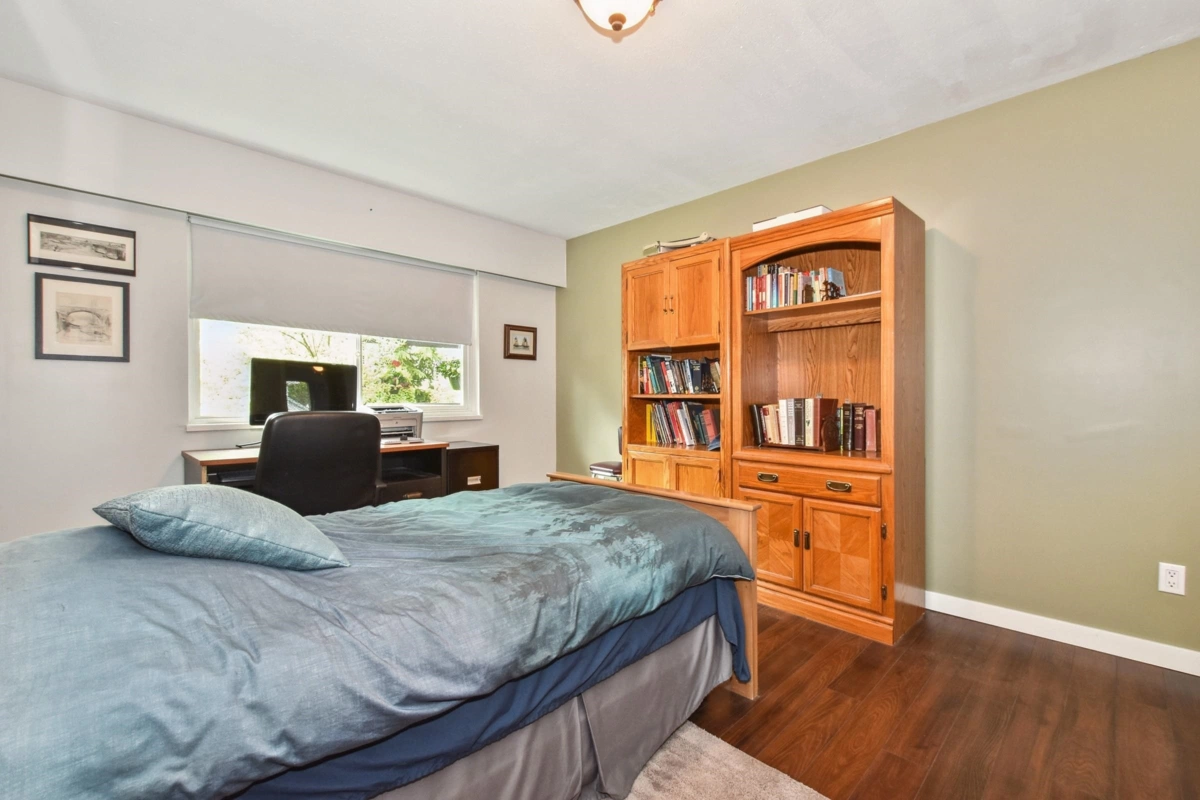 Bedroom 3 Photo of 32438 Badger Avenue, Mission, BC