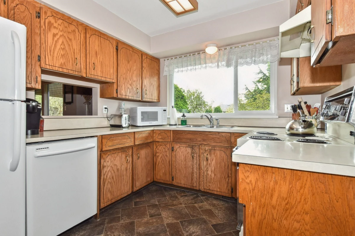 Primary Bathroom Photo of 32438 Badger Avenue, Mission, BC