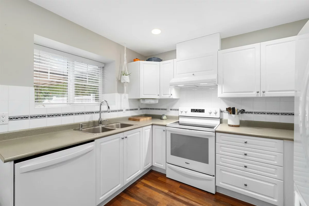 Bedroom 3 Photo of 54 23085 118th Avenue, Maple Ridge, BC