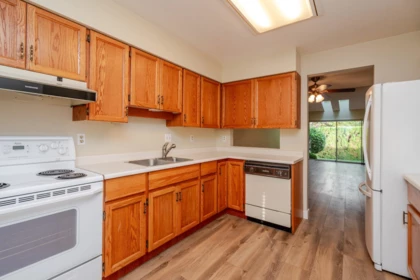 Laundry Room Photo of 15 5365 205 Street, Langley, BC