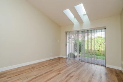 Primary Bathroom Photo of 15 5365 205 Street, Langley, BC