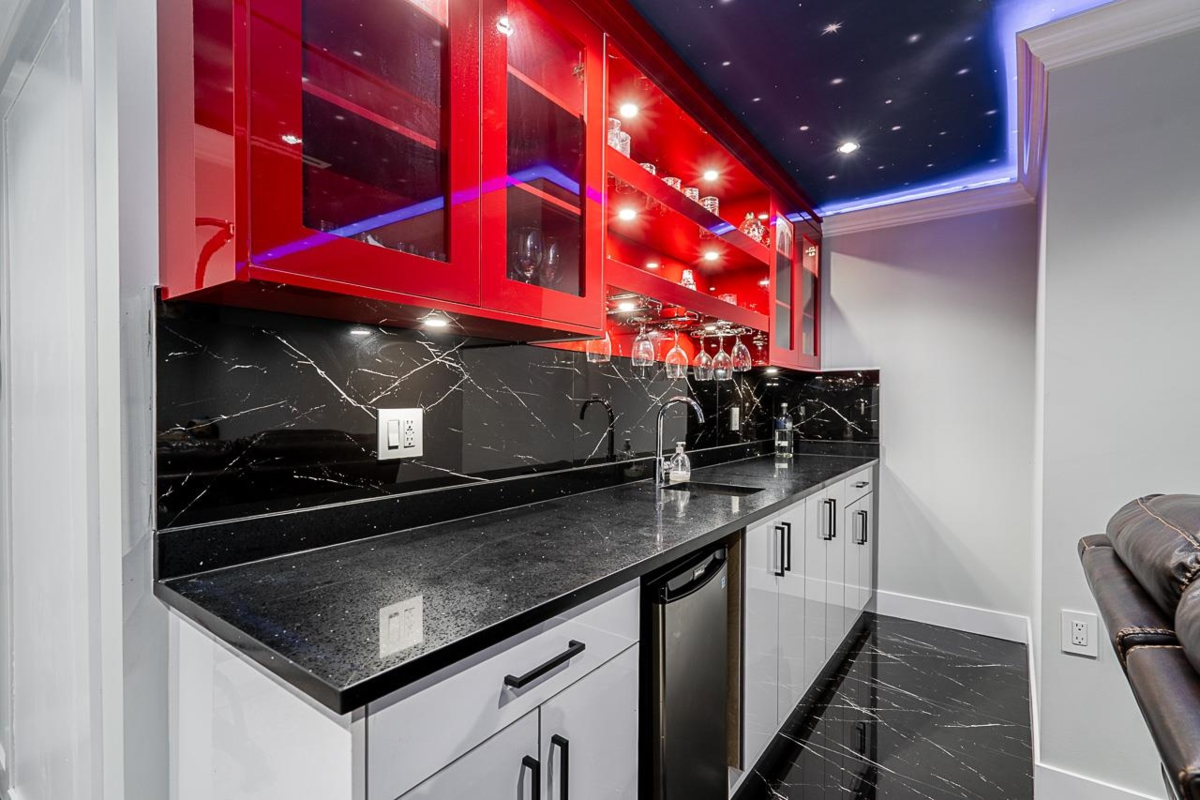 Outdoor Kitchen Photo of 14271 Grosvenor Road, Surrey, BC