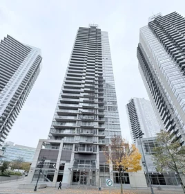 2704 9981 Whalley Boulevard, Surrey, BC, Surrey — Apartment/Condo for sale