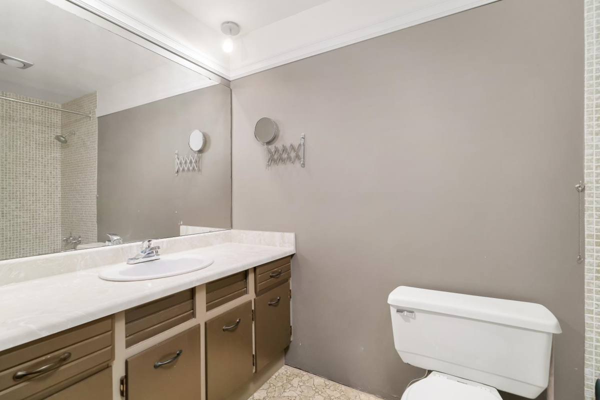 Primary Bedroom Photo of 105 1330 Martin Street, White Rock, BC