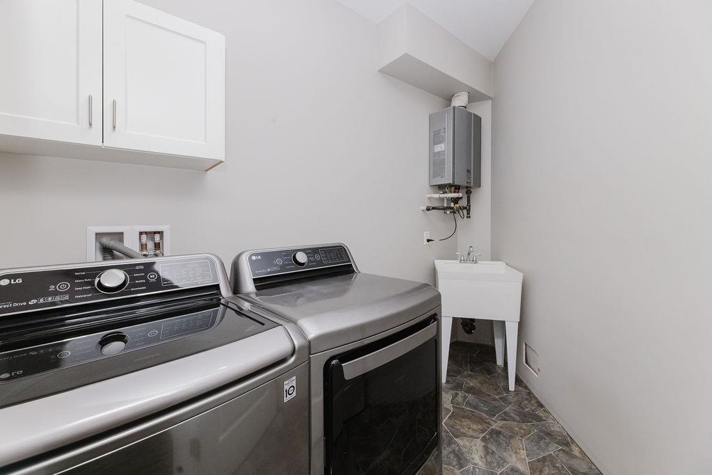 Laundry Room Photo of 597 Oceanview Drive, Gibsons, BC