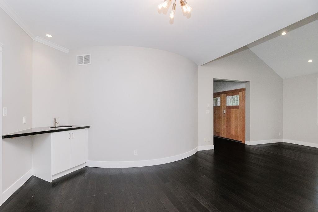 Primary Bathroom Photo of 597 Oceanview Drive, Gibsons, BC