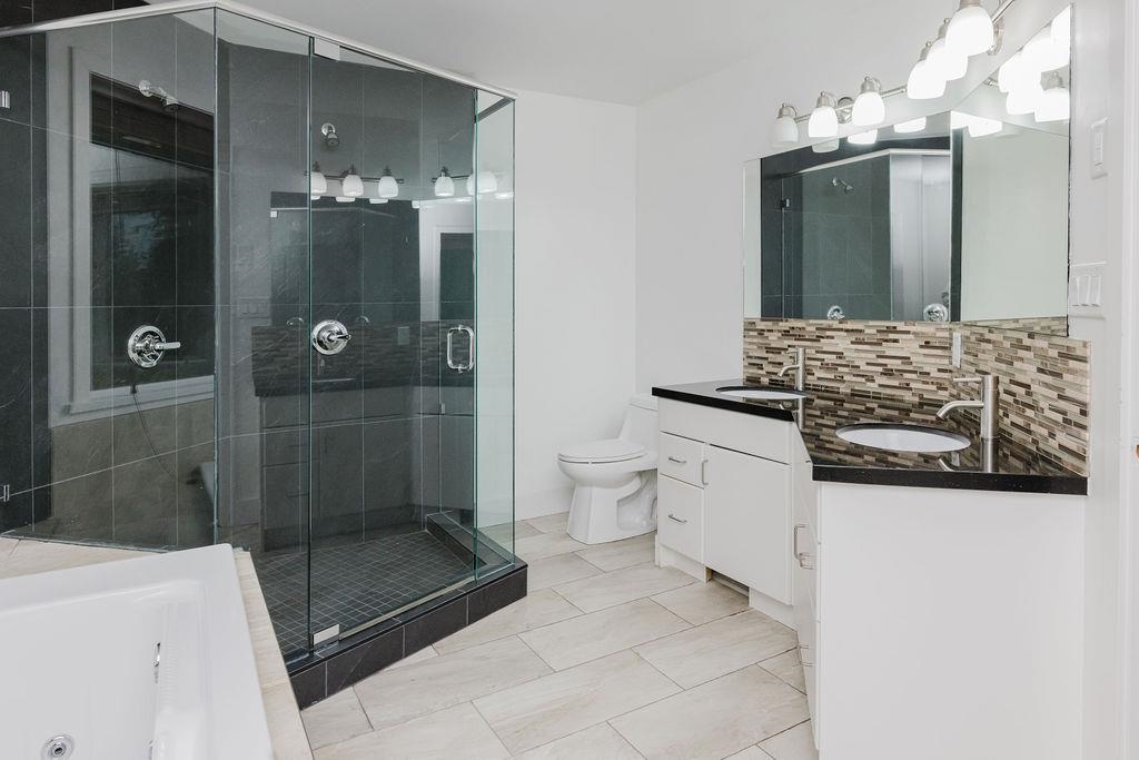 Staircase Photo of 597 Oceanview Drive, Gibsons, BC