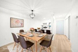 207 360 E 2nd Street, North Vancouver, BC