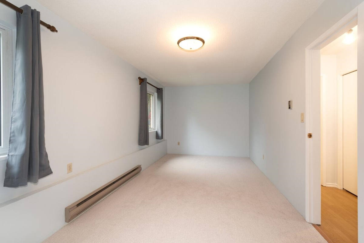 Outdoor Deck Photo of 1285 Lucking Place, North Vancouver, BC