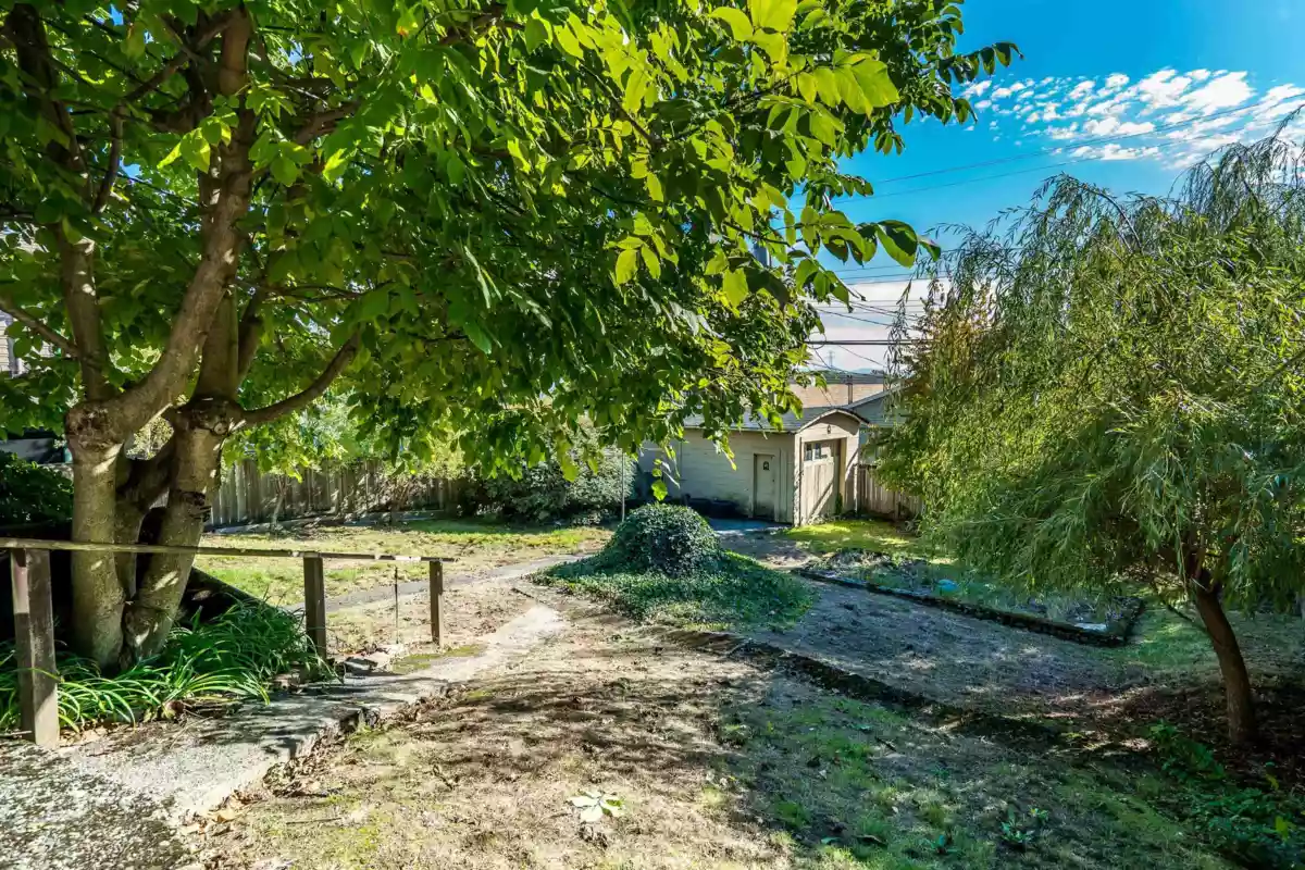 Aerial View of 33026 2 Avenue, Mission, BC