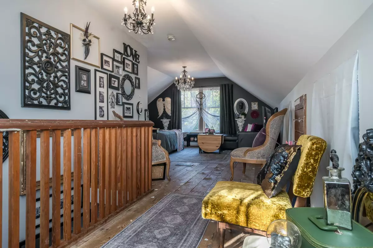 Basement Recreation Room Photo of 33026 2 Avenue, Mission, BC