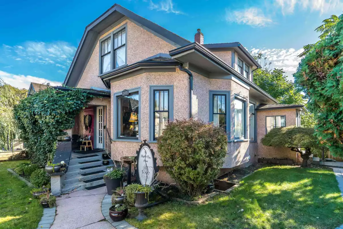 Exterior Rear Photo of 33026 2 Avenue, Mission, BC