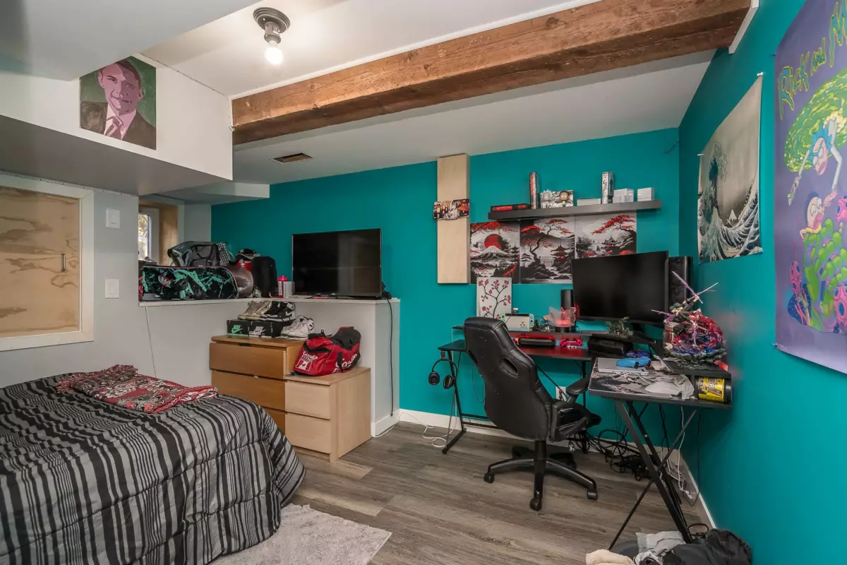 Garden / Landscaping Photo of 33026 2 Avenue, Mission, BC