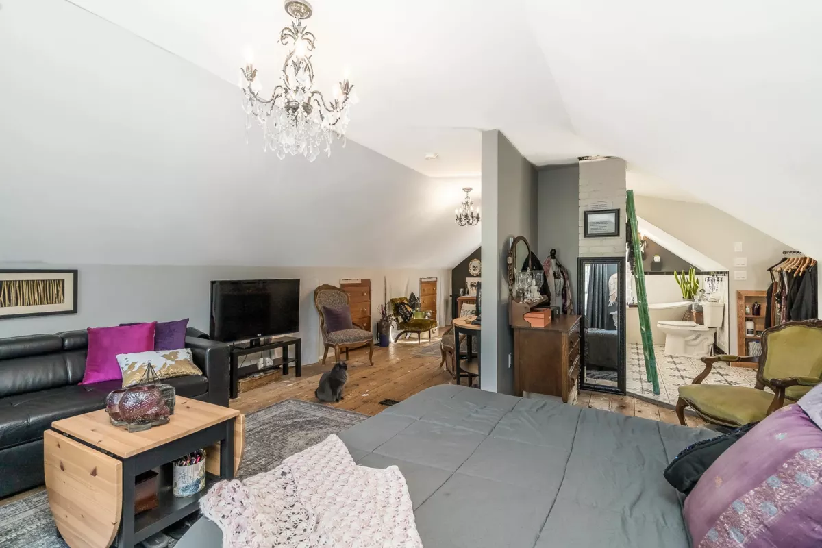 Outdoor Deck Photo of 33026 2 Avenue, Mission, BC