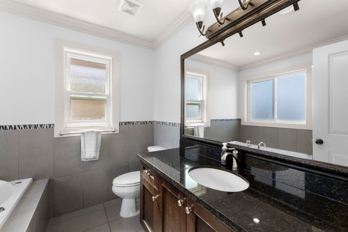 Office / Den Photo of 6746 191a Street, Surrey, BC