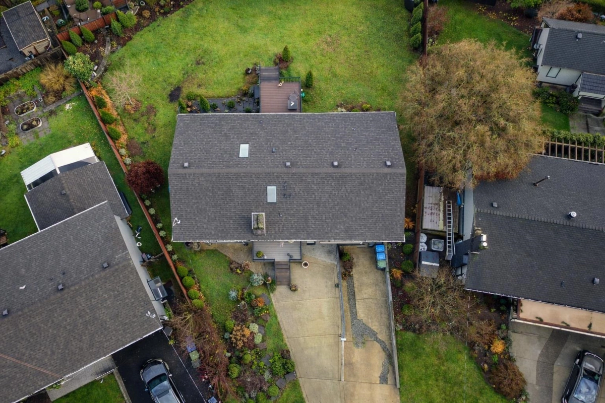 Garden / Landscaping Photo of 922 Seacrest Court, Port Moody, BC