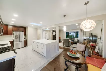 Breakfast Nook Photo of 922 Seacrest Court, Port Moody, BC