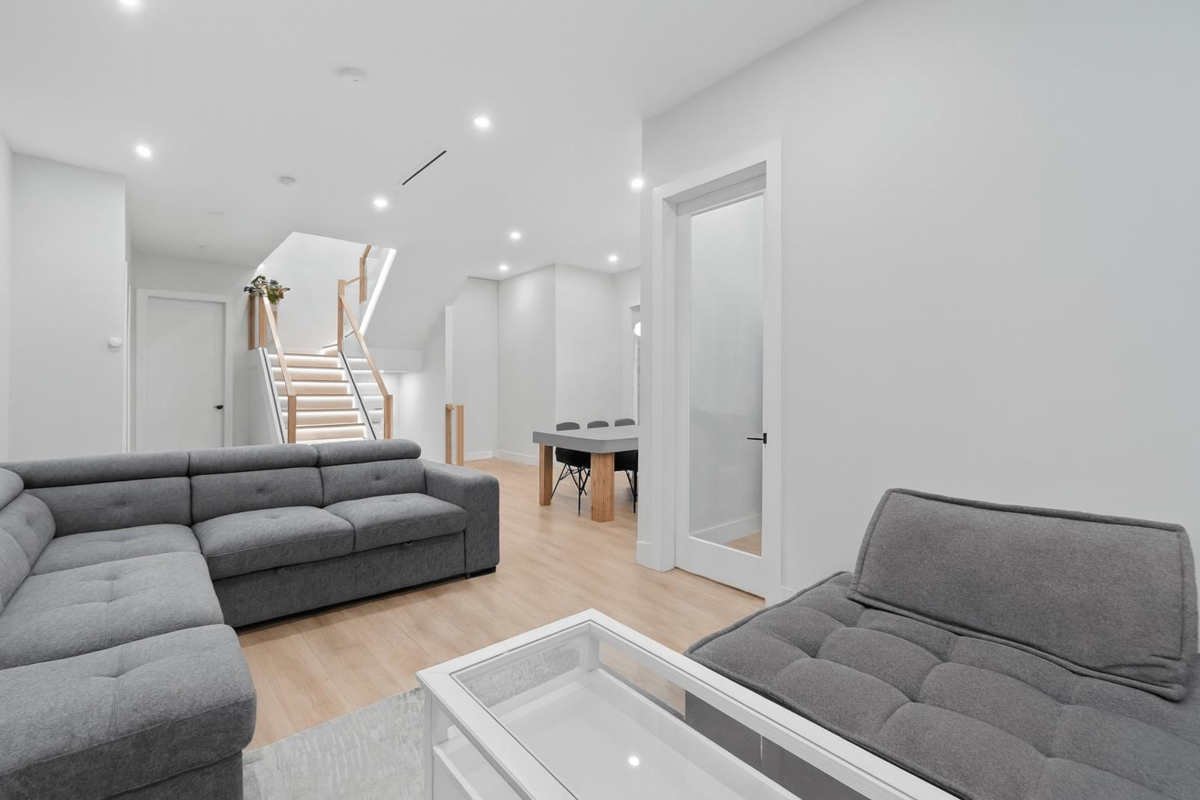 Kitchen Island Photo of 5499 Manor Street, Burnaby, BC