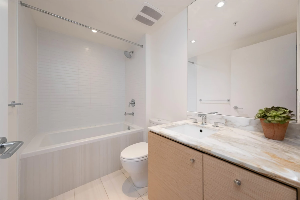 Powder Room Photo of 505 6180 Cooney Road, Richmond, BC