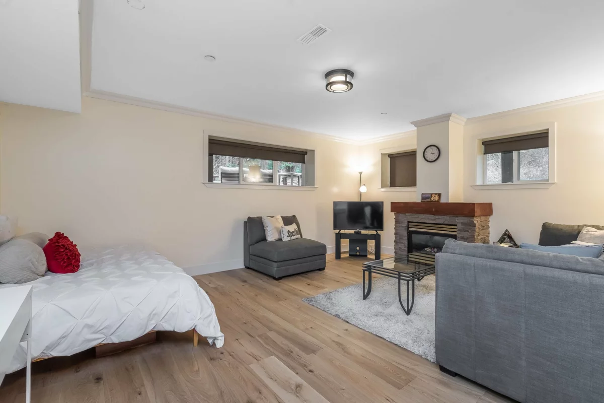 Basement Recreation Room Photo of 11722 272 Street, Maple Ridge, BC