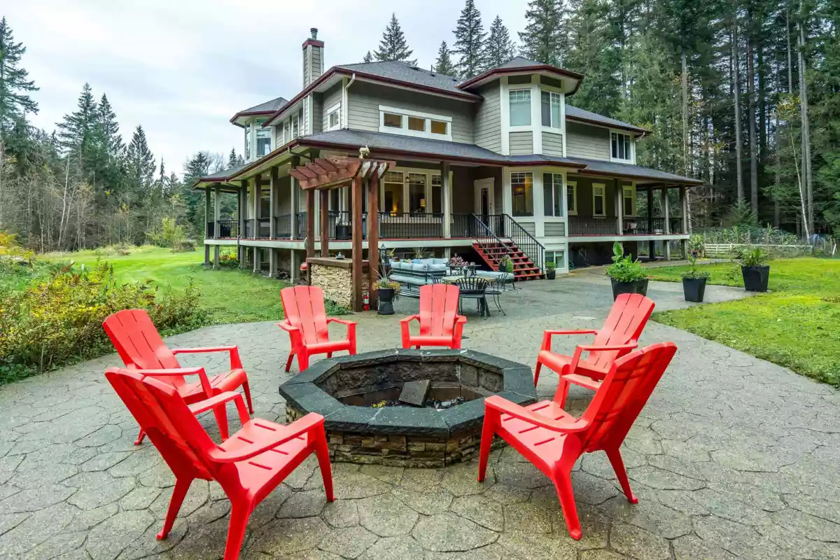 Exterior Rear Photo of 11722 272 Street, Maple Ridge, BC