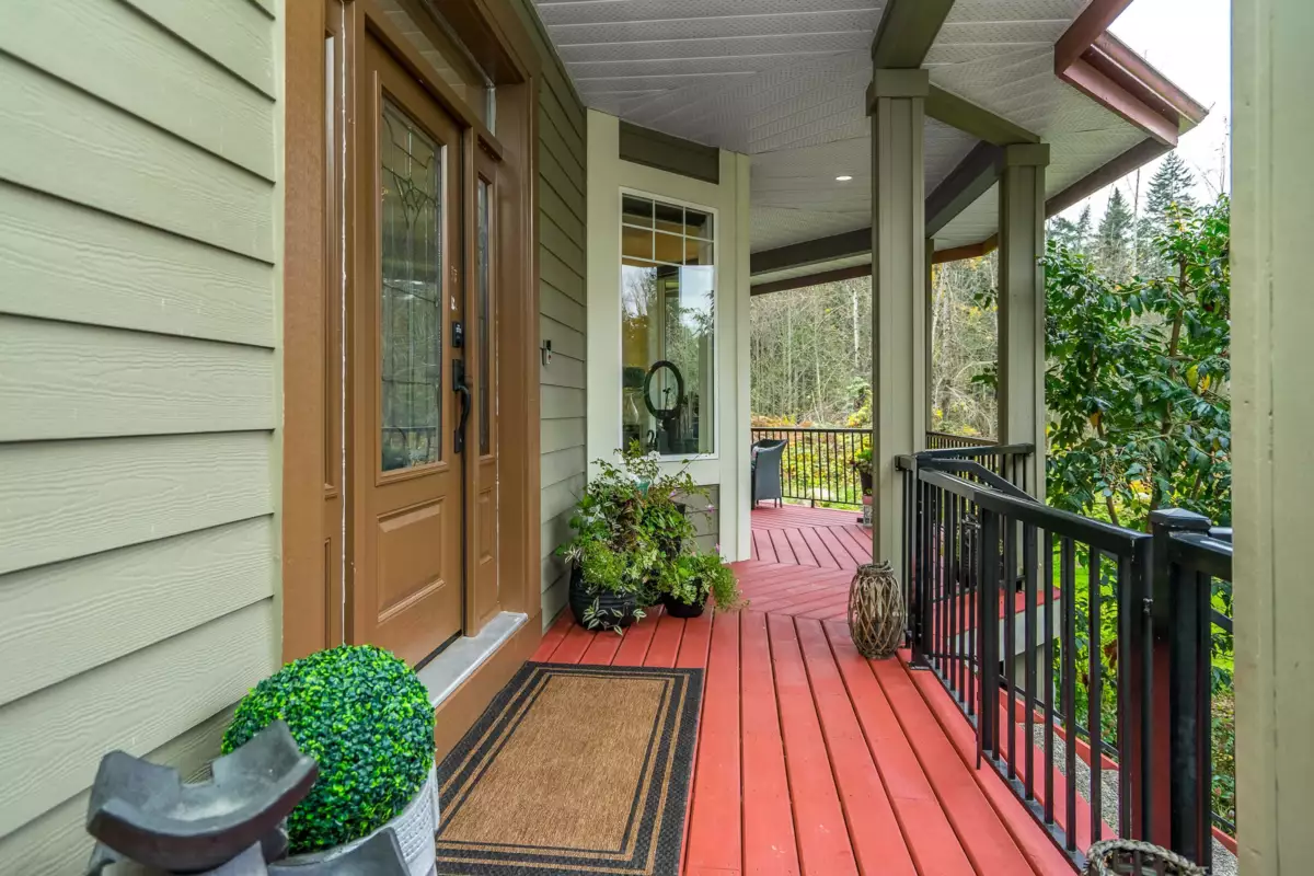 Front Yard Photo of 11722 272 Street, Maple Ridge, BC