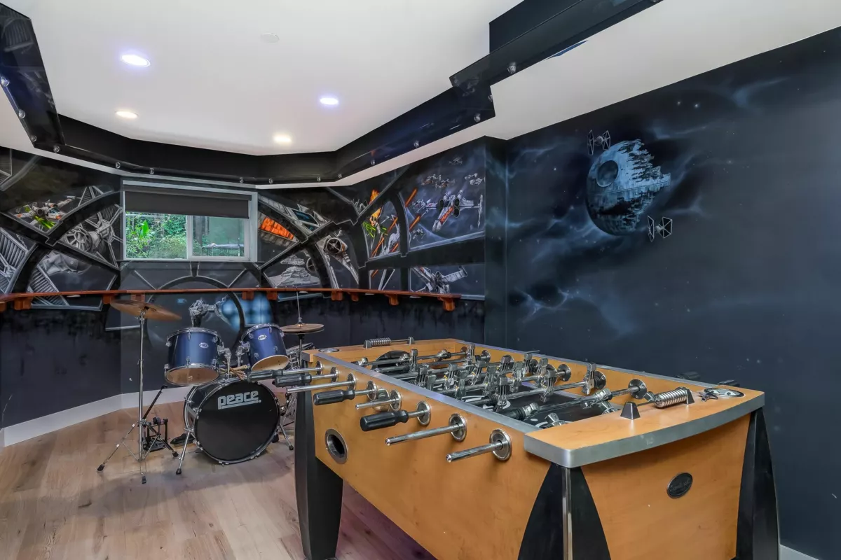 Garage Interior Photo of 11722 272 Street, Maple Ridge, BC