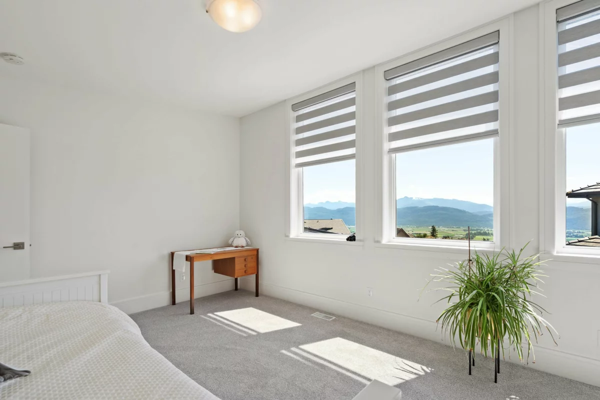 Laundry Room Photo of 35528 Eagle Summit Drive, Abbotsford, BC