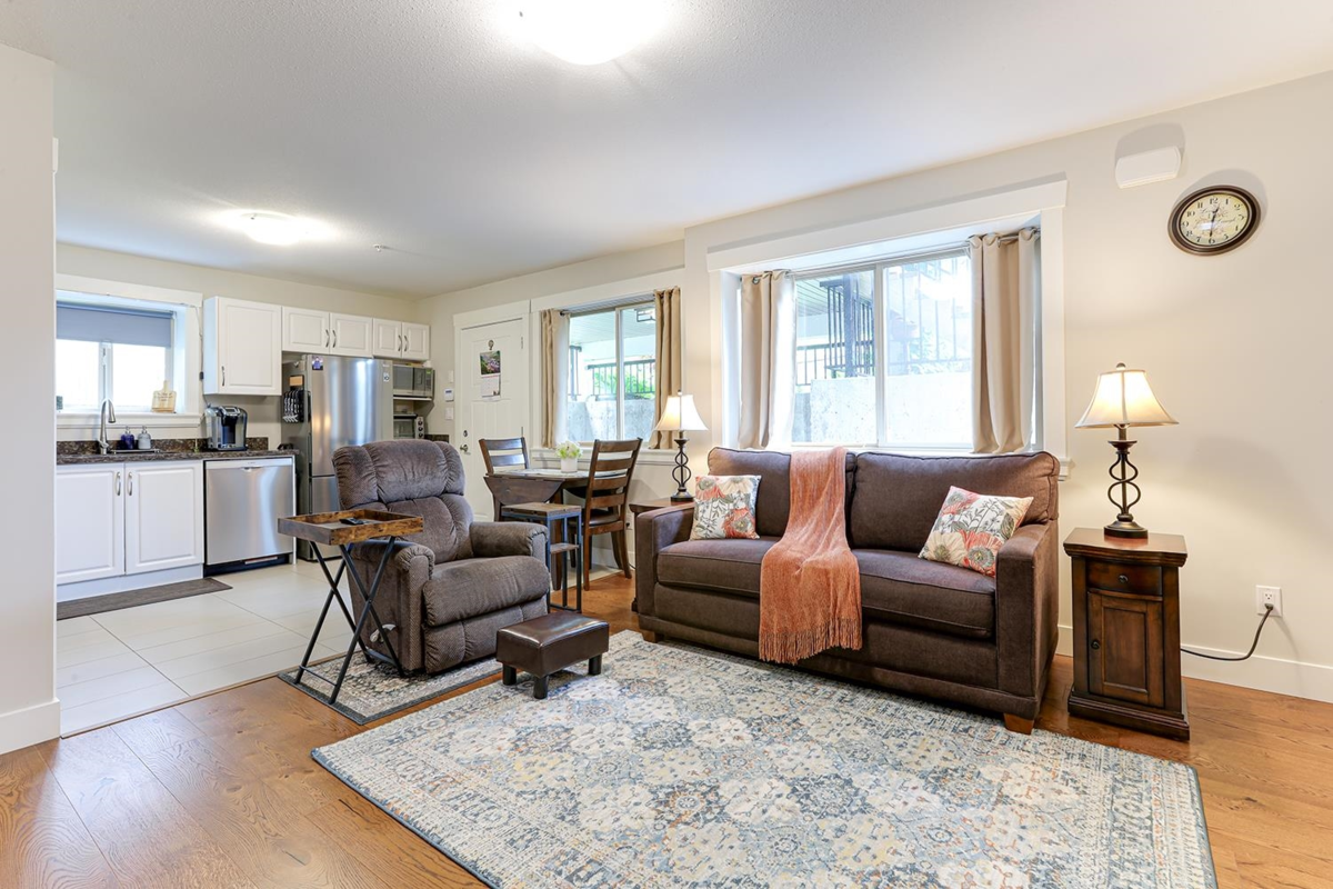 Hot Tub / Spa Photo of 3968 Robin Place, Port Coquitlam, BC