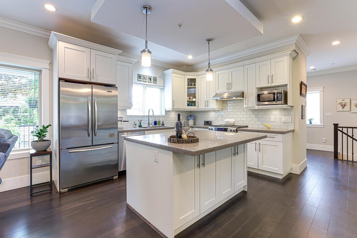Kitchen Photo of 3968 Robin Place, Port Coquitlam, BC