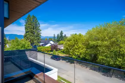 827 Chestnut Street, New Westminster, BC, New Westminster — Single Family Residence for sale