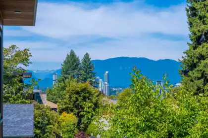 827 Chestnut Street, New Westminster, BC, New Westminster — Single Family Residence for sale