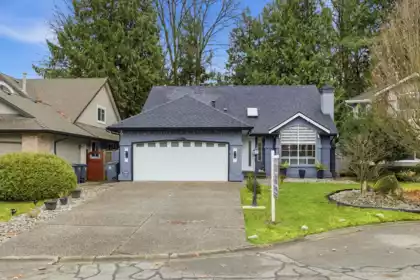16088 108a Avenue, Surrey, BC, Surrey — Single Family Residence for sale