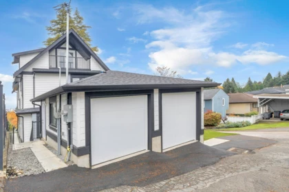 Laundry Room Photo of 4325 Kamloops Street, Vancouver, BC