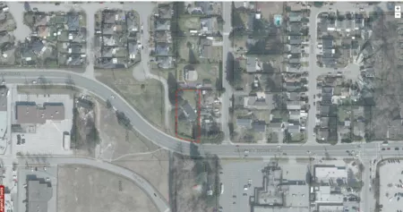 20583 Dewdney Trunk Road, Maple Ridge, BC, Northwest Maple Ridge — 7 bed single family residence for sale