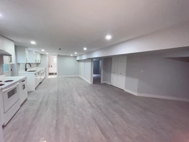 Walk-In Closet Photo of 20583 Dewdney Trunk Road, Maple Ridge, BC