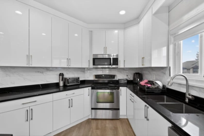 Kitchen Photo of 32747 Lightbody Court, Mission, BC