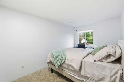 Primary Bedroom Photo of 15751 98a Avenue, Surrey, BC