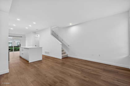 Primary Bedroom Photo of 71 2774 Montrose Avenue, Abbotsford, BC