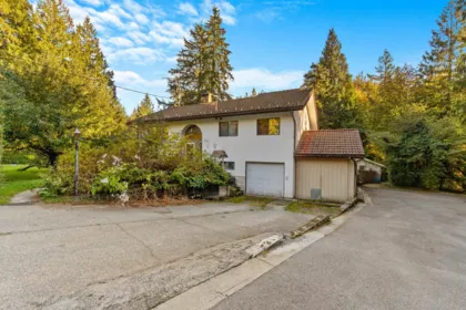 Kitchen Photo of 3278 Coy Avenue, Coquitlam, BC
