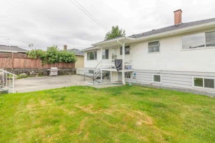 Garden / Landscaping Photo of 4810 Fairlawn Drive, Burnaby, BC