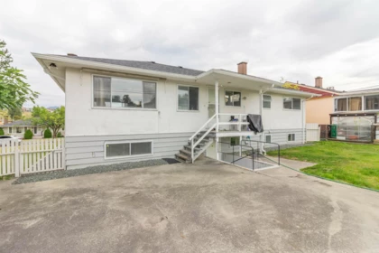 Swimming Pool Photo of 4810 Fairlawn Drive, Burnaby, BC