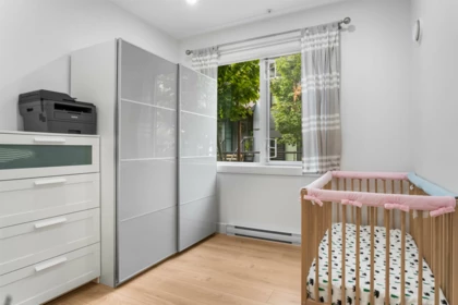 Guest Bathroom Photo of 106 7131 17th Avenue, Burnaby, BC